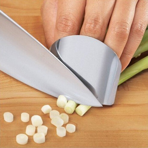 Stainless Steel Finger Protector | Adjustable 2‑Inch Cutting Guard for Safe Chopping
